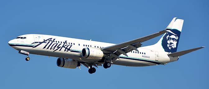 Alaska Boeing 737-890 N536AS, Los Angeles international Airport, January 19, 2015